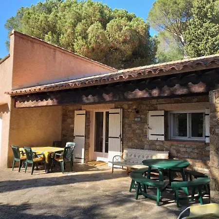 Holiday home Charming In Lavandou Walking Distance To