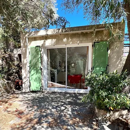 Charming In Lavandou Walking Distance To Tatil Evi Le Lavandou
