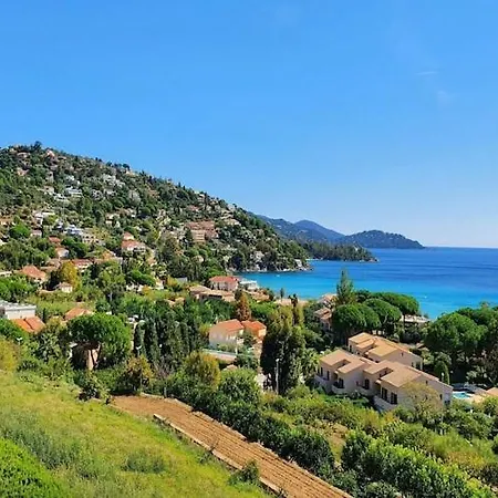Holiday home Charming In Lavandou Walking Distance To Le Lavandou