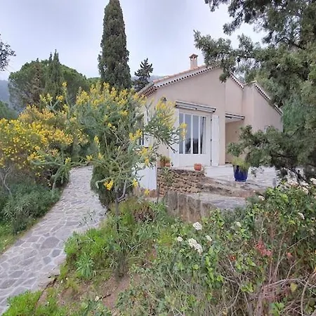 Holiday home Charming In Lavandou Walking Distance To