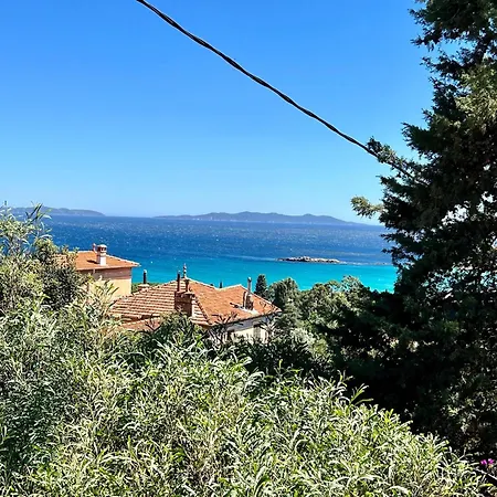Holiday home Charming In Lavandou Walking Distance To